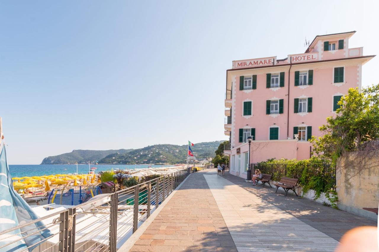 Hotel Miramare Spotorno Eksteriør bilde