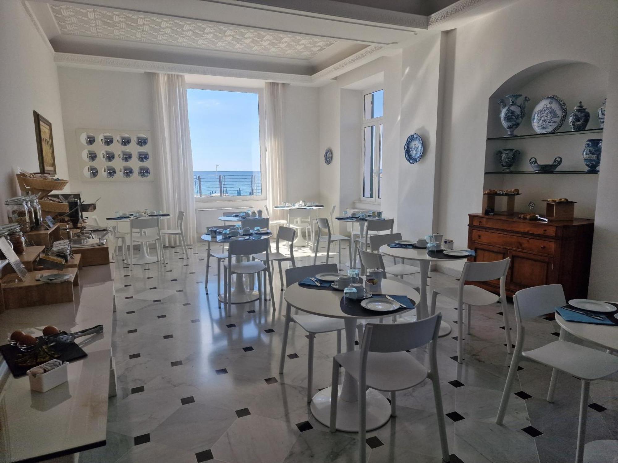 Hotel Miramare Spotorno Eksteriør bilde