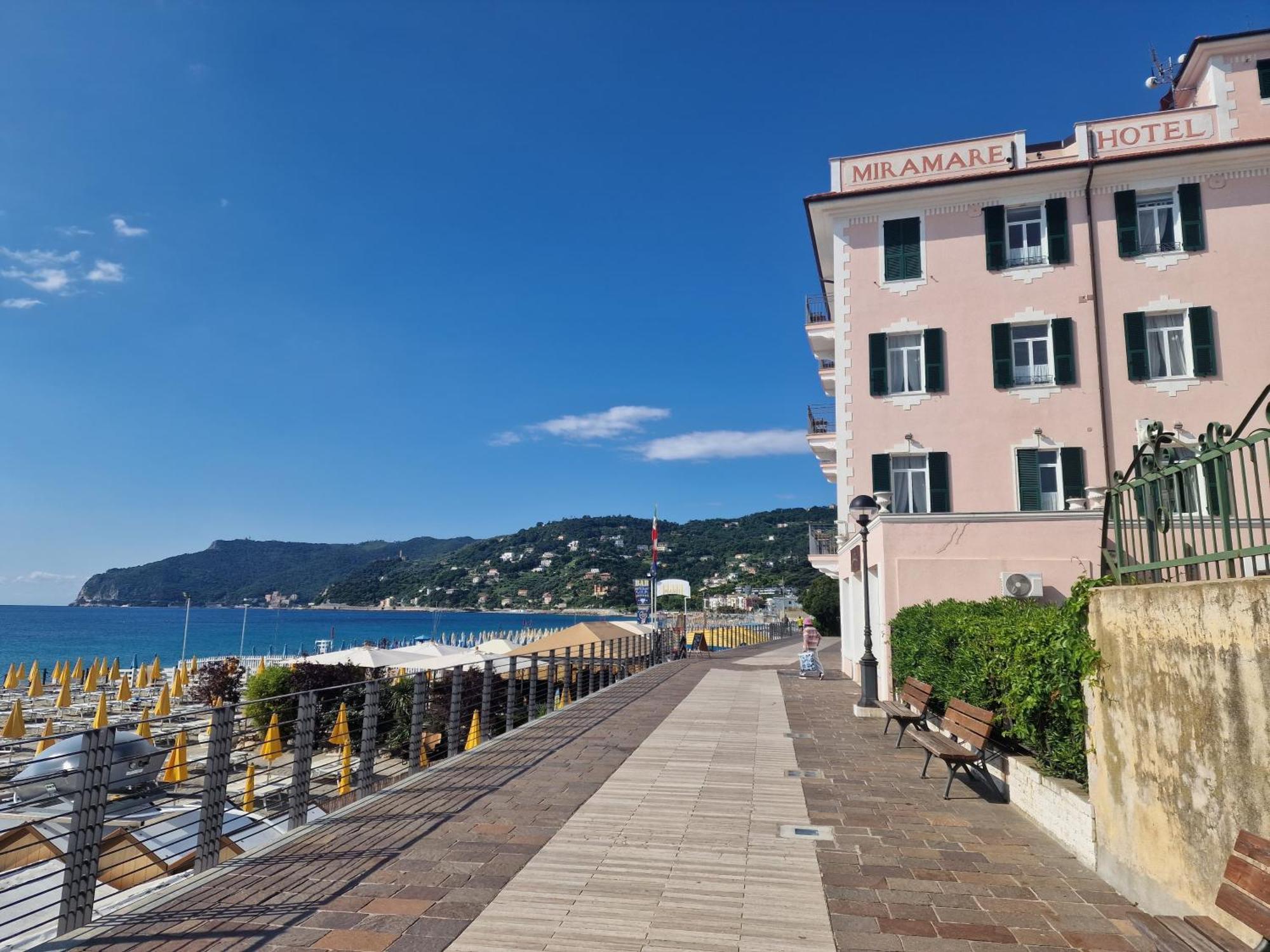 Hotel Miramare Spotorno Eksteriør bilde